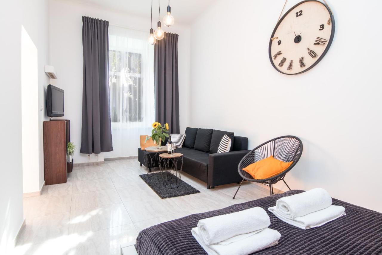 Cracow Best Location Apartment With Garden By Cozyplace 克拉科夫 外观 照片